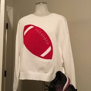 🔥Best offers, NWOT, Size large, cotton, no iron-on, football 🏈 embroiled